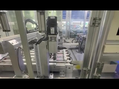 Yüksek voltajlı Enerji Depolama lityum pil robotu kaynak yapıyor