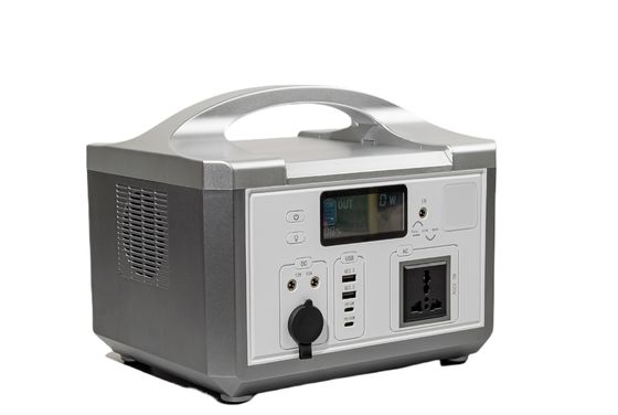 IP65 Taşınabilir Güç kaynağı Hayat PO4 600WH Pil Çıkış Gücü 1200W'a Kadar Kamp / Ev Kullanımı için Güneş Enerjisi Jeneratörü