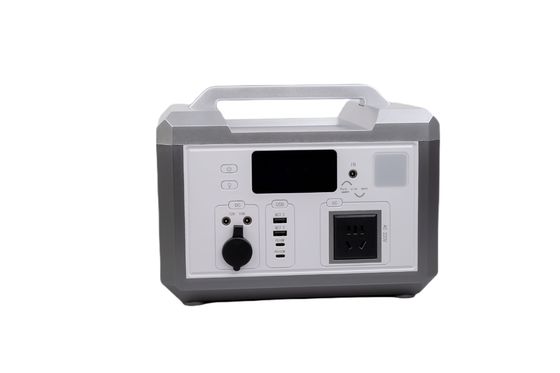 Gümüş Shell Ultra Çıkış Gücü 600W AB Adaptörü Şarj Güç Bankası LCD Ekran Ekranla Açık Hava RV Kampı için