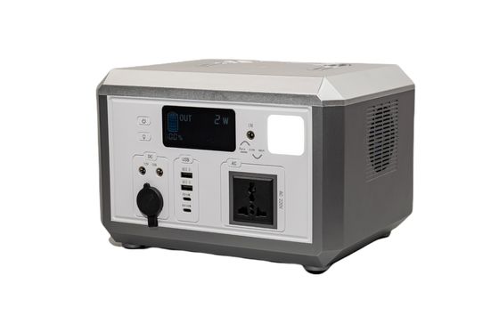 Ücretsiz Transfer Değiştiricisi AC prizleri 600W PV Şarj acil güç kaynağı için SOS ışığı ile en iyi enerji istasyonu