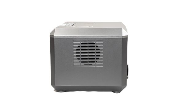 Ücretsiz Transfer Değiştiricisi AC prizleri 600W PV Şarj acil güç kaynağı için SOS ışığı ile en iyi enerji istasyonu