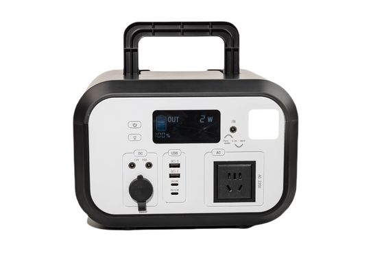 Yüksek verimlilikli 600WH Güneş Taşınabilir Elektrik Santrali 220V Temiz Sinüs Dalga AC Sokaklar Ev Yedek Sistemi için Uygulama ile