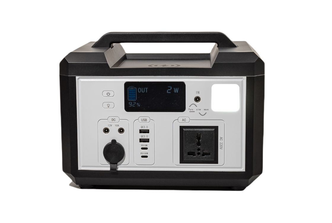 Uzun ömürlü 220V 50HZ Tek yönlü Inverter taşınabilir jeneratör elektrik istasyonu acil güç kaynağı için LED ışığı ile
